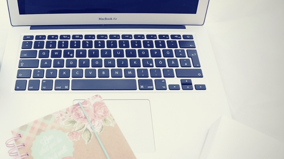 Blog Love <3 – 10 Dinge, die ich am Bloggen liebe 3 BlogLove laptopnotizbuch1