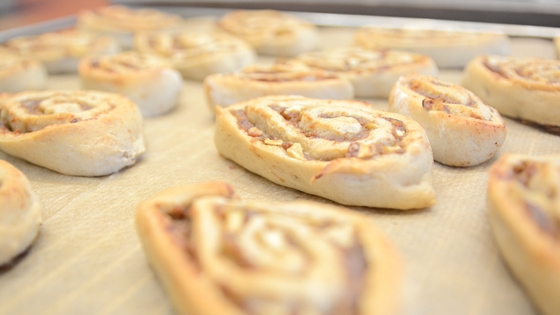 gesunde zimtschnecken feritg gebacken1