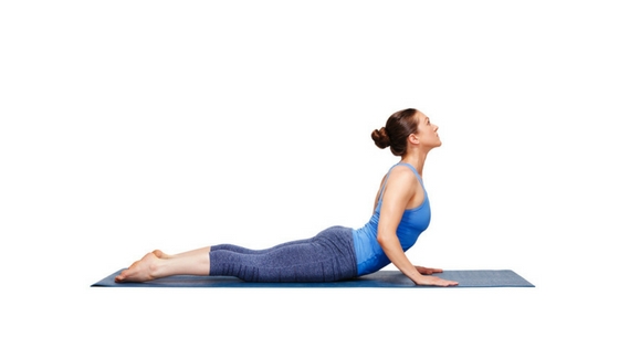 Verdauung anregen – Fit durch die genussvollen Feiertage! 3 verdauung anregen yoga kobra1