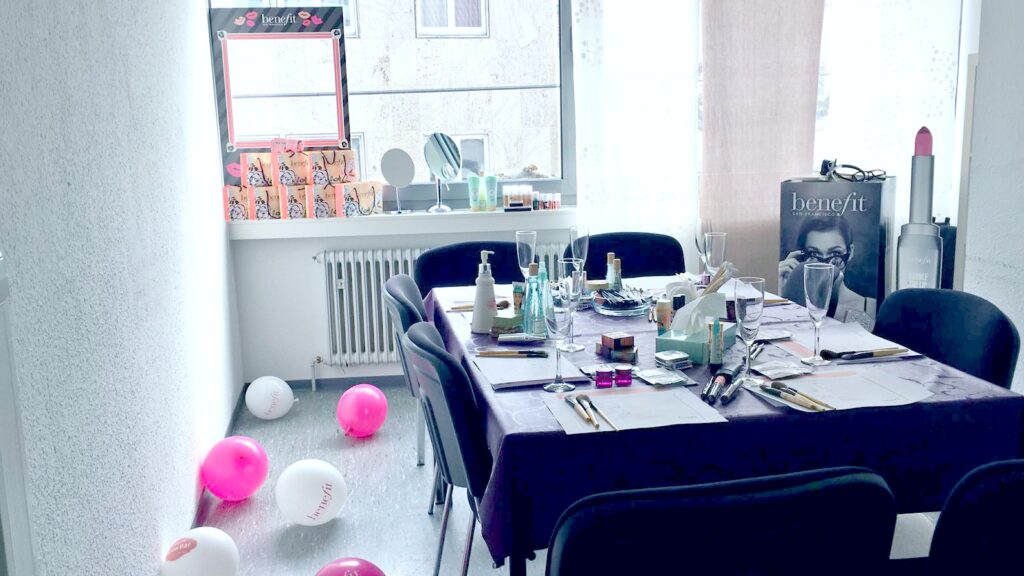 Der Benefit Makeup Workshop in Heilbronn + Schminktipps 10 benefit makeup seminar seminarraum1