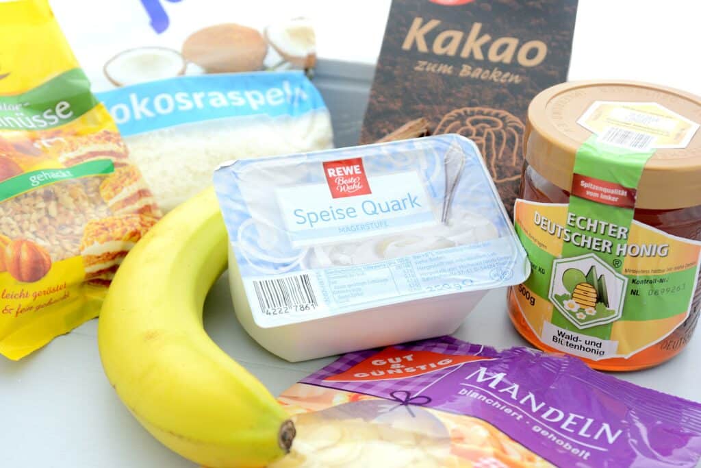 Healthy Breakfast - 3 gesunde Frühstücksideen 8 healthy breakfast schokoquark zutaten1