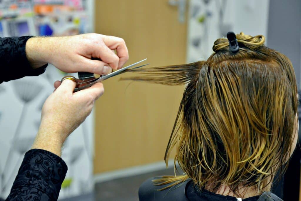 Das große Umstyling bei Scissorys Heilbronn + Styling Tipps 23 scissorys umstyling haare schneiden bei model carolin1