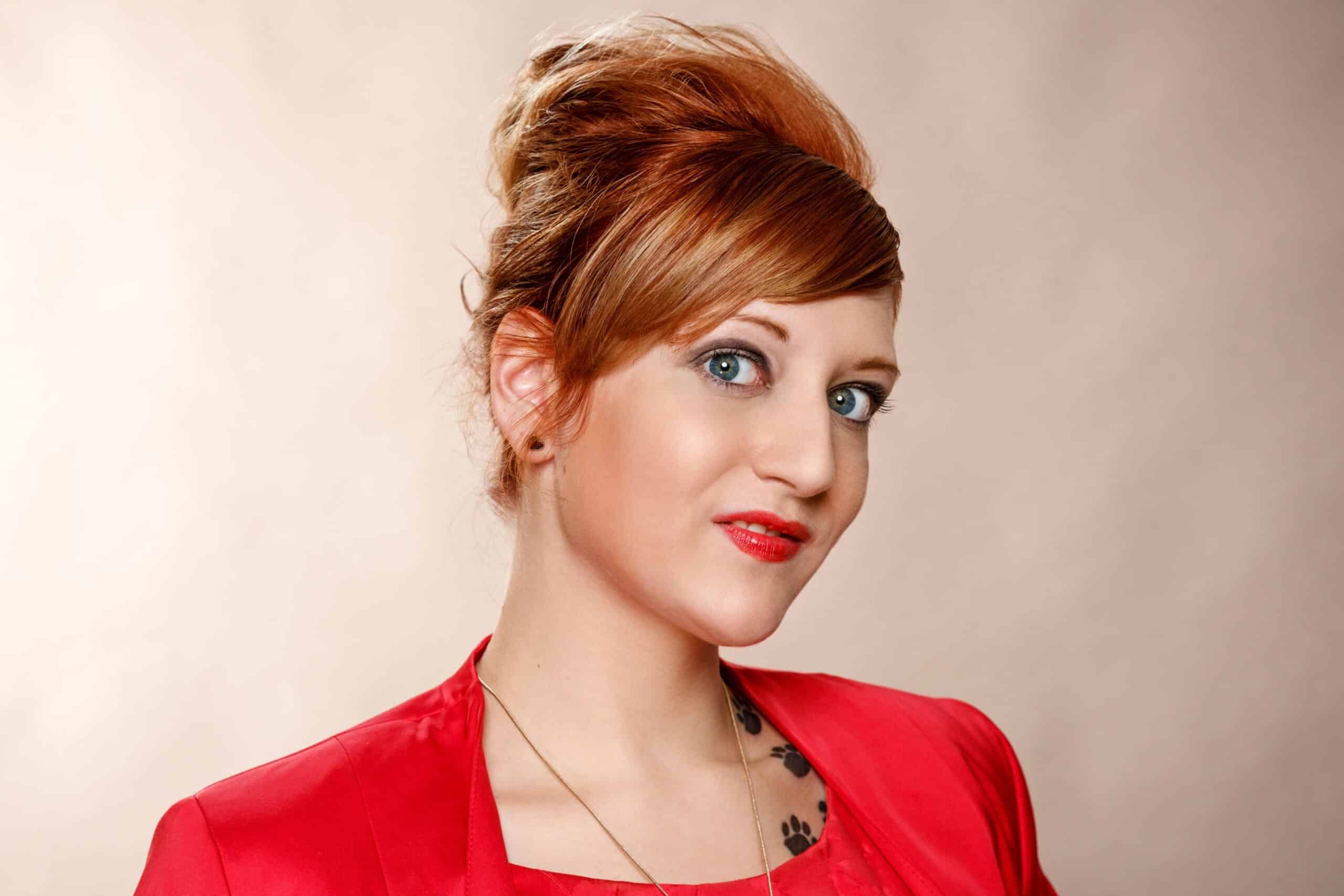 Das große Umstyling bei Scissorys Heilbronn + Styling Tipps 16 scissorys umstyling model lisa abendlook1 scaled