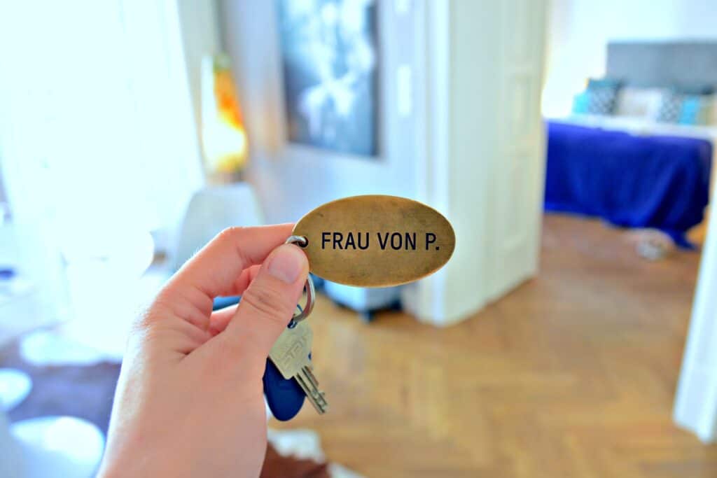 gorki apartments frau von p1