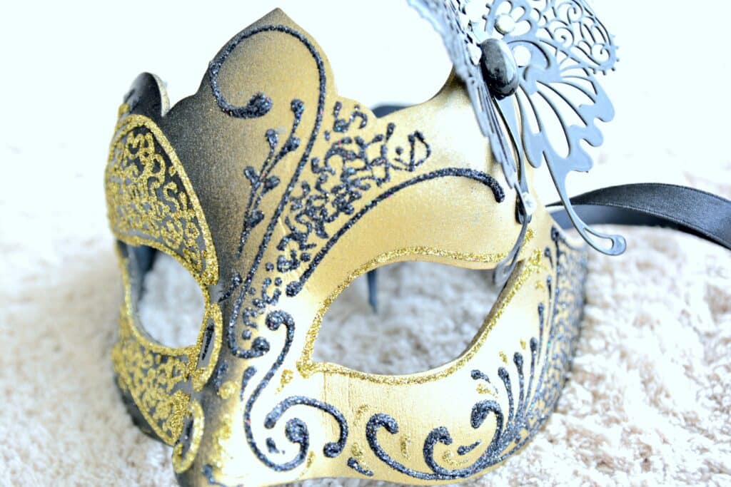 Mittwochsmoment: Sind wir nur ungeschminkt authentisch? 2 ungeschminkt maske1