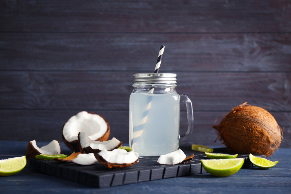 3. Superfood: Kokoswasser