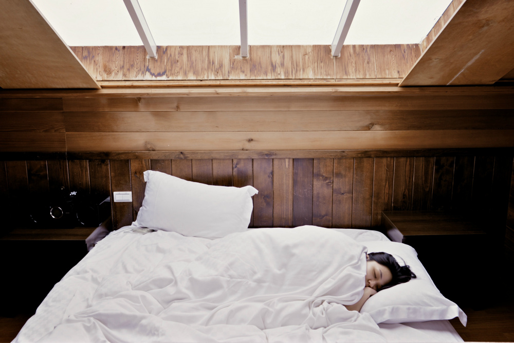 Baldrian & Co.: Natürliche Mittel für besseren Schlaf